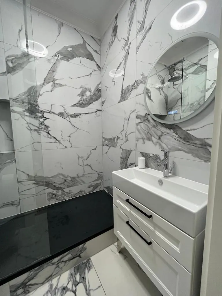 Quiet Luxury At The Royal Route In Warsaw Lägenhet 0*,